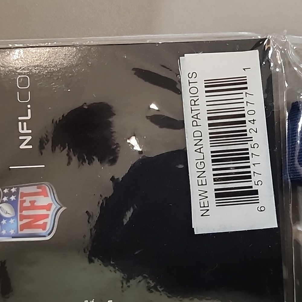 NFL chef apron and hatWeight 10oz, NFL FootballGreat for tailgating, barbecue - Picture 4 of 4